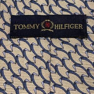 Tommy Hilfiger Navy and Cream Ribbon Geometrical Design 100% Silk Tie